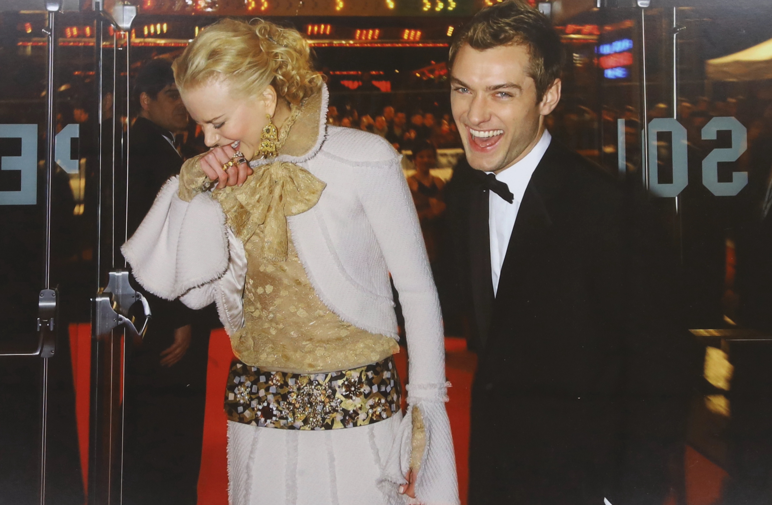 A Getty Images Gallery photo colour print, Nicole Kidman and Jude Law at The Cold Mountain Premiere 2003, 36 x 72cm